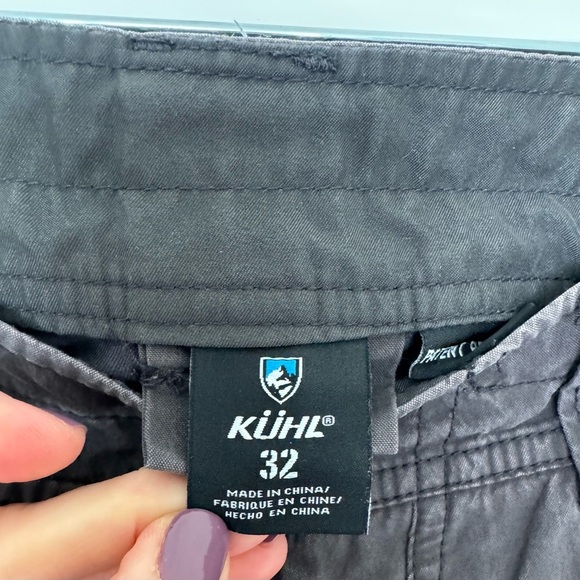 KUHL Radikl Shorts 10" Men's Size 32 Lightweight Stretch Hiking Smoke Gray - Picture 3 of 12